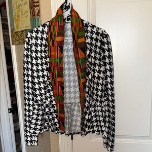 Stylish Houndstooth Blazer with accented trim